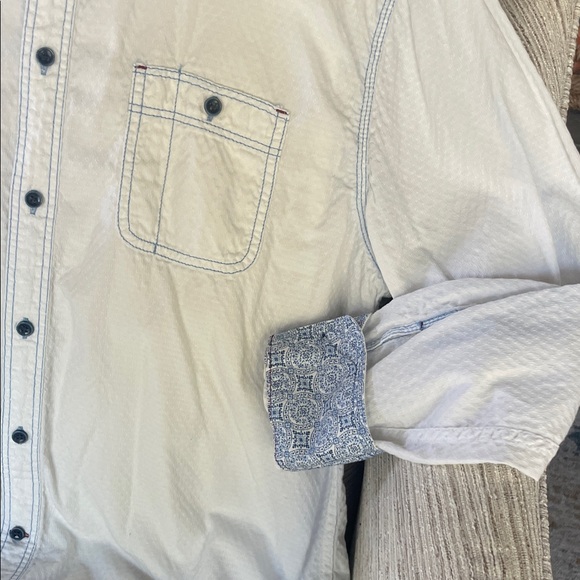Italina Men's White Casual Button Down Shirt - Picture 3 of 8